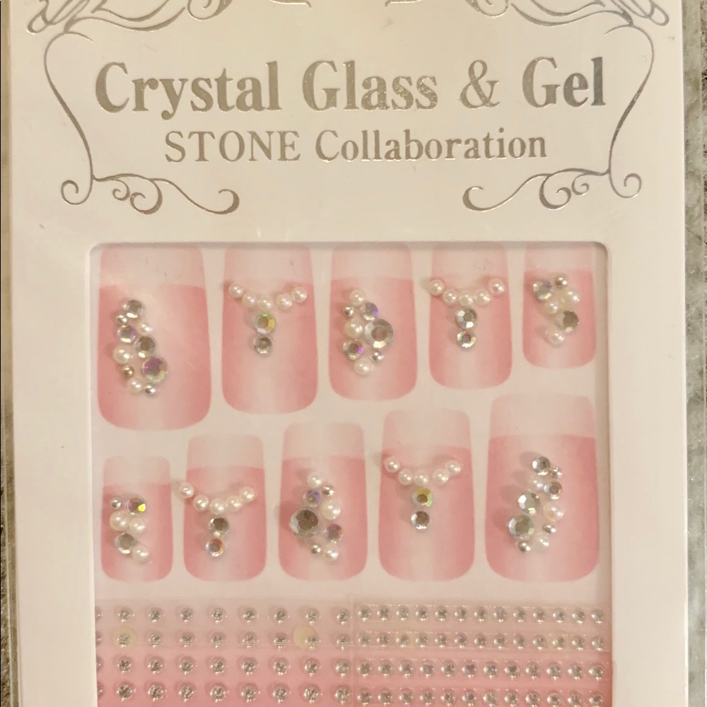 Nail seal - Picture 2 of 3